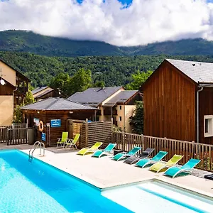 De Tourisme Domaine De La Vallee D'ax Aparthotel